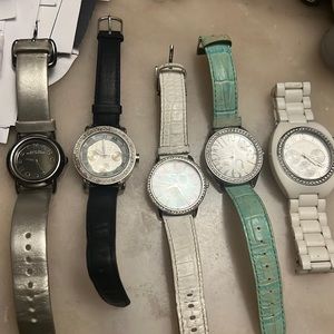 Lot of 6 watches. All need batteries and cleaning.